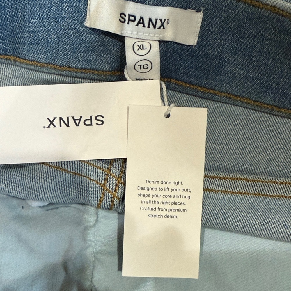 NWT SPANXshape Original EveryWear
Flare Jeans - TALL XL - Picture 16 of 16